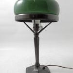 688 1721 TABLE LAMP